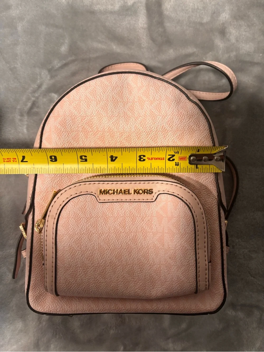 Michael Kors compact blush